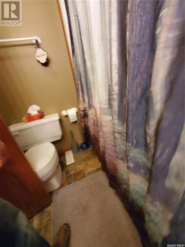 902 Francis Street, Grenfell, SK - Indoor Photo Showing Bathroom