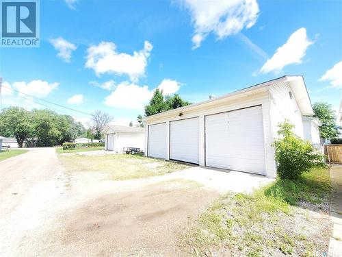 902 Francis Street, Grenfell, SK - Outdoor