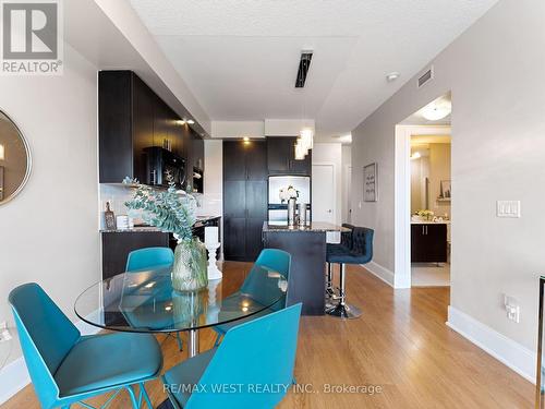 806 - 181 Wynford Drive W, Toronto (Banbury-Don Mills), ON - Indoor Photo Showing Dining Room