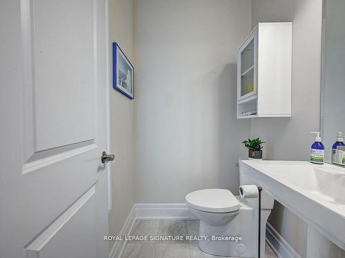 130 Anne St, Niagara-On-The-Lake, ON - Indoor Photo Showing Bathroom