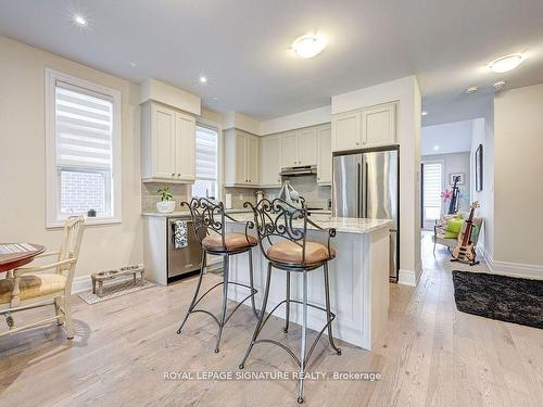 130 Anne St, Niagara-On-The-Lake, ON - Indoor Photo Showing Kitchen