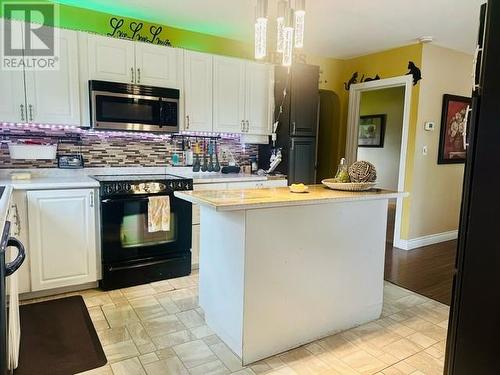 224 Moonlight Avenue, Sudbury, ON - Indoor Photo Showing Kitchen