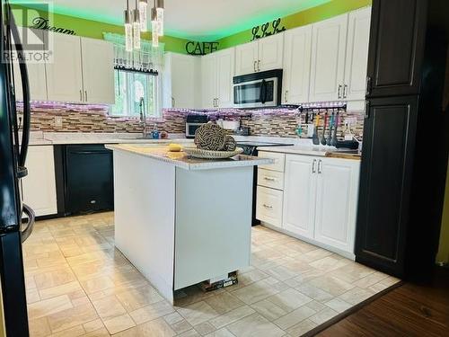 224 Moonlight Avenue, Sudbury, ON - Indoor Photo Showing Kitchen