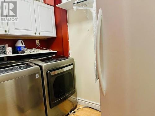 224 Moonlight Avenue, Sudbury, ON - Indoor Photo Showing Laundry Room