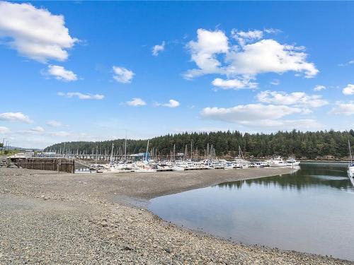 301-572 Stewart Ave, Nanaimo, BC - Outdoor With Body Of Water With View