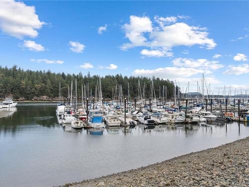 301-572 Stewart Ave, Nanaimo, BC - Outdoor With Body Of Water With View