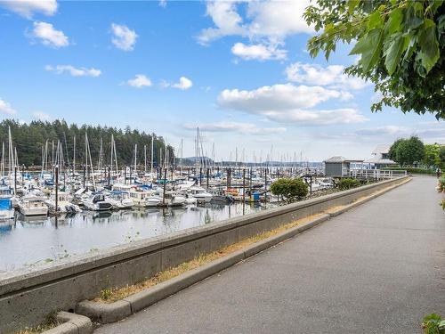 301-572 Stewart Ave, Nanaimo, BC - Outdoor With Body Of Water With View