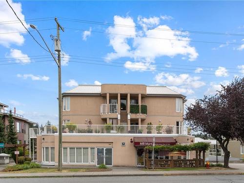 301-572 Stewart Ave, Nanaimo, BC - Outdoor