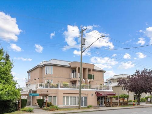 301-572 Stewart Ave, Nanaimo, BC - Outdoor