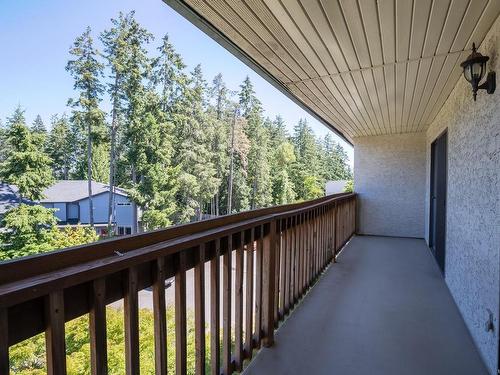 401-4724 Uplands Dr, Nanaimo, BC - Outdoor With Balcony With Exterior