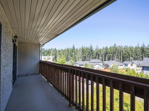 401-4724 Uplands Dr, Nanaimo, BC - Outdoor With Balcony With Exterior