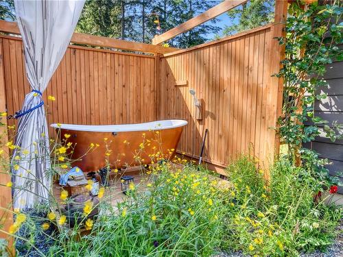 661 Dogwood Cres, Gabriola Island, BC 