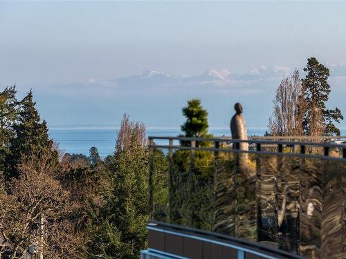 601-1201 Fort St, Victoria, BC - Outdoor With View