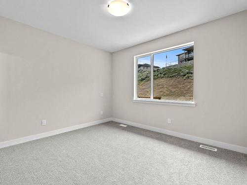 121-2045 Stagecoach Drive, Kamloops, BC - Indoor Photo Showing Other Room