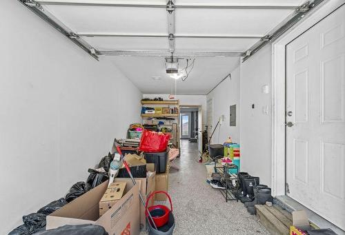 7-1110 Hugh Allan Drive, Kamloops, BC - Indoor Photo Showing Garage