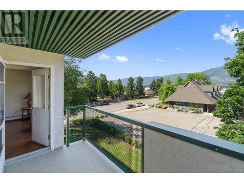 851 5 Avenue Sw Unit# 303, Salmon Arm, BC - Outdoor