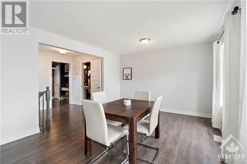 123 Gelderland Private, Ottawa, ON - Indoor Photo Showing Dining Room