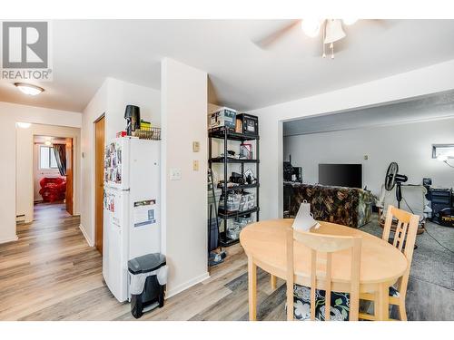 607 12Th  Street, Castlegar, BC - Indoor Photo Showing Dining Room