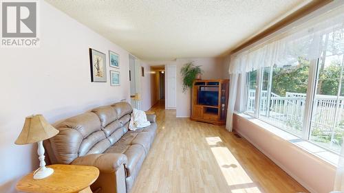 14618 Coffee Creek Subdiv, Fort St. John, BC - Indoor Photo Showing Living Room