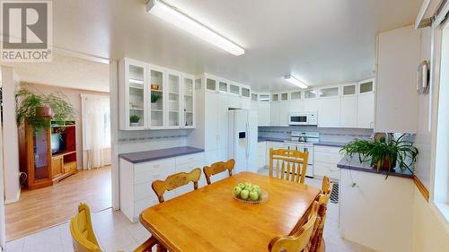 14618 Coffee Creek Subdiv, Fort St. John, BC - Indoor Photo Showing Dining Room