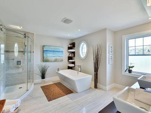 Ensuite bathroom - 2846 Crois. De La Falaise, Val-David, QC - Indoor Photo Showing Bathroom