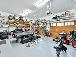 Garage - 