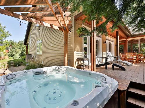 Hot tub - 2846 Crois. De La Falaise, Val-David, QC - Outdoor