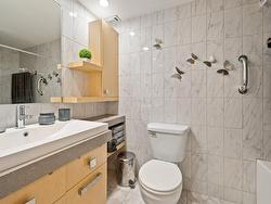 Ensuite bathroom - 