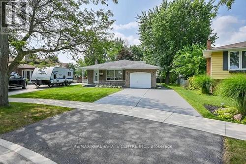 3271 Corry Crescent, Niagara Falls, ON - Outdoor With Facade