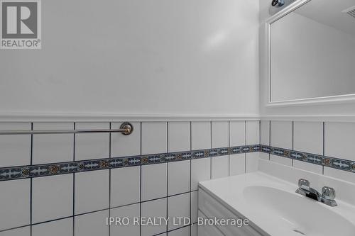 53 Chadwick Street, Brampton (Fletcher'S West), ON - Indoor Photo Showing Bathroom