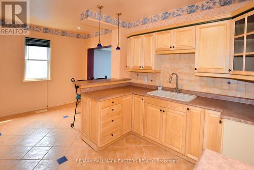 61 Crescent Street, Peterborough (Downtown), ON - Indoor Photo Showing Kitchen