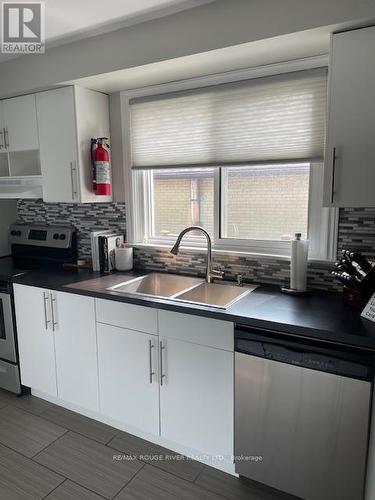 Main Fl - 751 Phillip Murray Avenue, Oshawa, ON - Indoor Photo Showing Kitchen With Double Sink