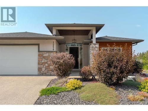 1250 Monte Vista Avenue, Kelowna, BC - Outdoor