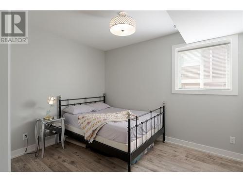 1250 Monte Vista Avenue, Kelowna, BC - Indoor Photo Showing Bedroom