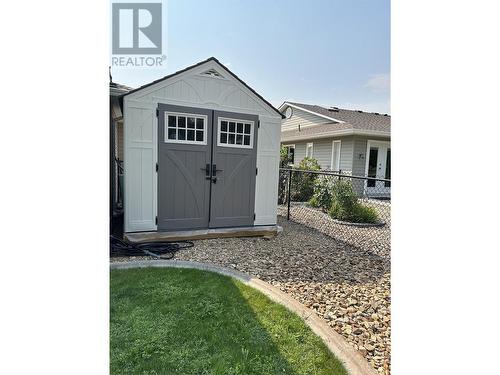 4125 4 Street, Vernon, BC - Outdoor