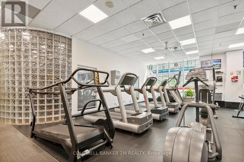 406 - 77 Harbour Square, Toronto (Waterfront Communities), ON - Indoor Photo Showing Gym Room