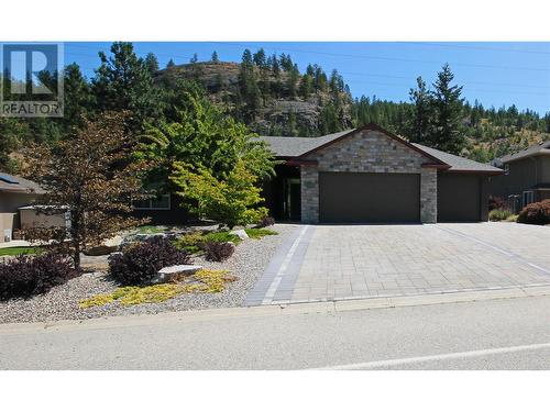 3160 Evergreen Drive, Penticton, BC - Outdoor