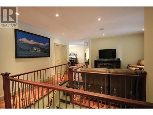 3160 Evergreen Drive, Penticton, BC - Indoor Photo Showing Other Room