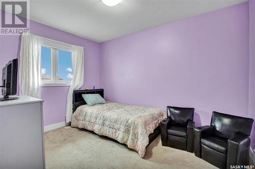 551 Redwood Crescent, Warman, SK - Indoor Photo Showing Bedroom