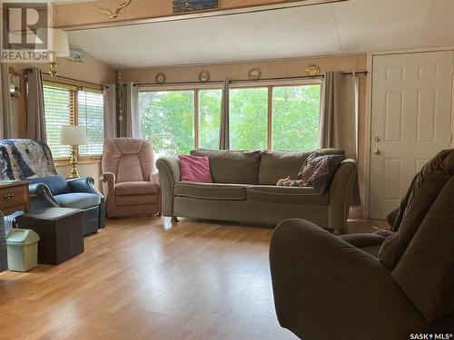 501 Water Street, Saskatchewan Beach, SK - Indoor Photo Showing Living Room