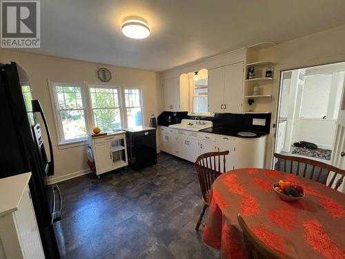 51 Kingsley Road, Christina Lake, BC - Indoor Photo Showing Dining Room