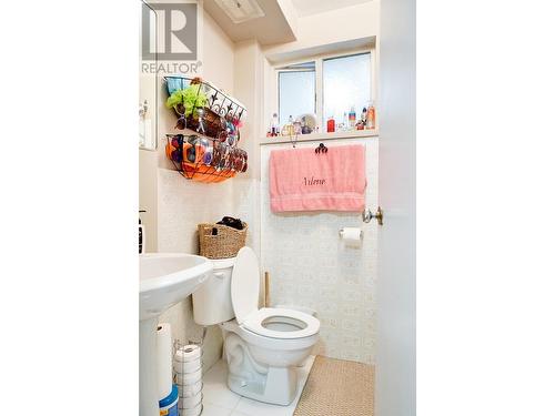 39 Wohler Street, Kitimat, BC - Indoor Photo Showing Bathroom