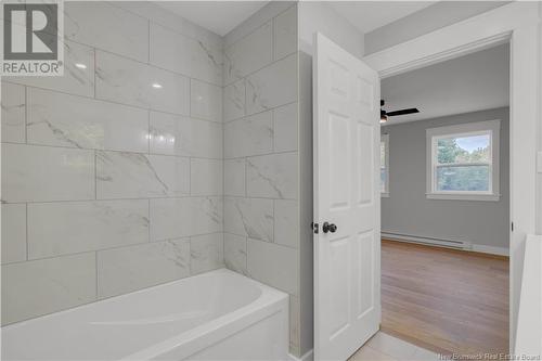 7 Highland Avenue, Rothesay, NB - Indoor Photo Showing Bathroom