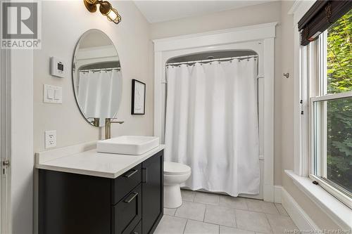 300 Highfield, Moncton, NB - Indoor Photo Showing Bathroom