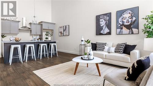 49 Callams Bay Crescent, Amherstburg, ON - Indoor Photo Showing Living Room