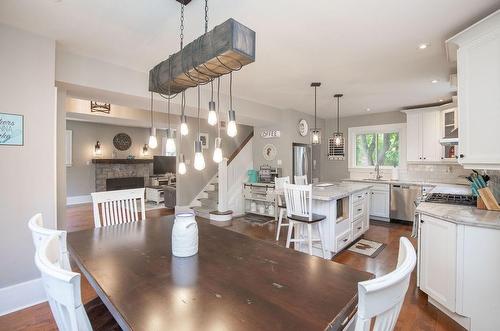 6 Lincoln Avenue, Brantford, ON - Indoor Photo Showing Dining Room