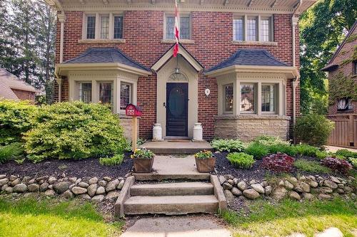 6 Lincoln Avenue, Brantford, ON - Outdoor With Facade