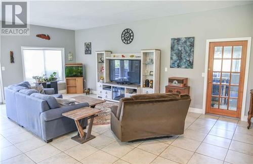 1550 Tramore Road, Golden Lake, ON - Indoor Photo Showing Living Room