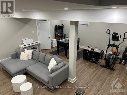 2930 Ahearn Avenue, Ottawa, ON - Indoor Photo Showing Gym Room