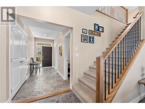 1419 Montenegro Drive, Kelowna, BC - Indoor Photo Showing Other Room